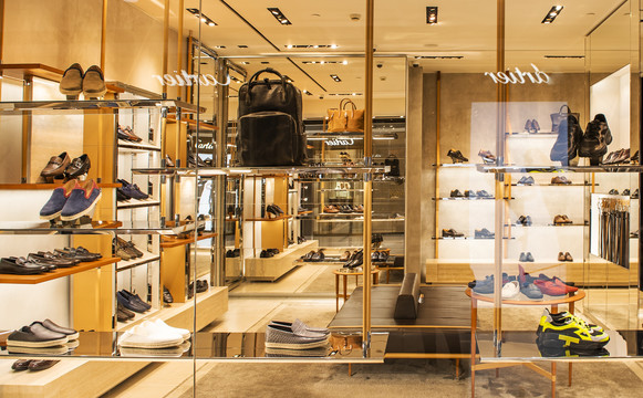 奢飾品店內(nèi)景